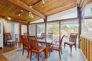 The Orangewood Oasis - 6