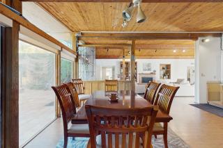 The Orangewood Oasis - 5