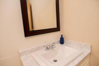 3 Bedroom Gardenside Downtown Home - 3