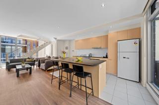 Spacious Apartment with Gym & Pool Access - 2