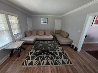 In the heart of Cleveland heights - 4