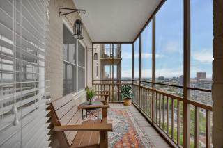 "peachtree Perch" Dtown Condo W Balcony, Sleeps 4 - 4