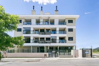 Apartamento loft com área externa, pertinho da praia de Canas! - 4