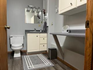 Big Hollow Guest House - 3