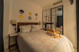 Aqua Vibe Swim Up Apartment Pool View - 1