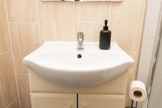 RB home Stockport - 7