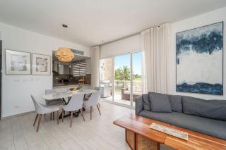 Vista Pearl @Cana Pearl Deluxe Pool View 2B Condo - 0