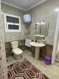 Wide Seaview 3-Bedroom Apartment - 1