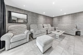 Modern 2 Bed with Balcony & London Eye Views - 3