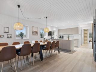 Seaside Retreat with Pool - By Traum Ferienwohnungen - 9