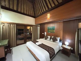 Pomelo Guest House - 0