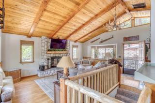 026 - Big Bear Sunset Lodge - Big Bear Getaway - 1