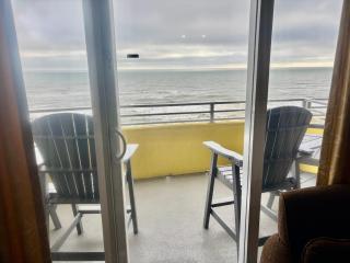 Ocean Walk Resort - Spectacular Ocean Front View - 7