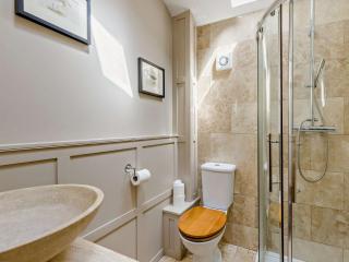 7 Bed in Waterhouses 81529 - 2