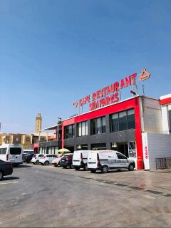 Chic & Cozy 2-Bedroom Apartment in Agadir Netflix & 15 Min from the Beach - 6