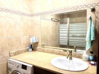 Cozy space with fireplace in the attic - 9