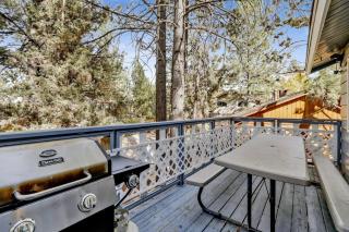 Sweet Cabin Home Gateway at Big Bear - Minutes to Local Activities - 6
