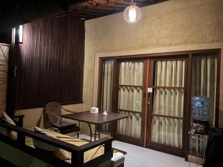 Pomelo Guest House - 1