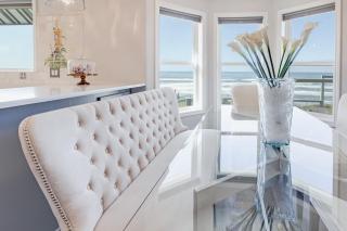 Ocean Front Home! Hot Tub! Stone's Throw - 2