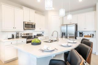 Dainty 4 Bdrm Home with Themed Bedrooms at Encore - 7