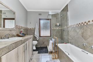 The Cozy 1 bedroom apartment - 6