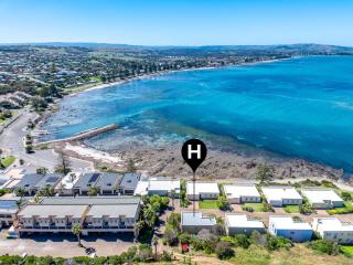 Villa by the Ocean 6 124 Franklin Parade Encoun - 8