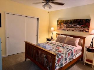 Loon Mountain Retreat with Pool and Hot Tub - 3