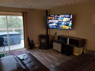 Thousand Islands Home, Gananoque, Kingston, Ontario - 0