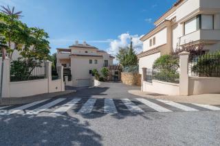 Puerto Banus Charming Apartment - 5