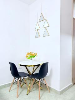 Cosy One Bedroom In Lumumba Drive - 4