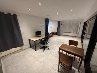 The Beautiful White Villa - 3