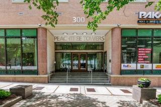 "peachtree Perch" Dtown Condo W Balcony, Sleeps 4 - 6