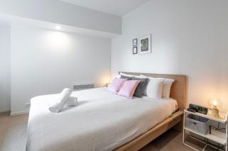 City Smile on Russell - 8