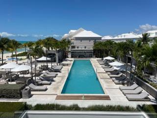 White House - Exclusive Luxury Beachfront Villa - Private White Sand Beach - 6