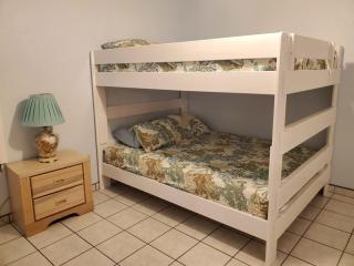 Saida Towers II #104 condo - 9