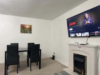 Serene Birmingham City Apartment with free parking - Sleeps 6 - Prime, Disney, Netflix - 8