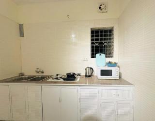 The Heart Of Old Quarter 2 BR - Free Laundry - Kitchen - 2