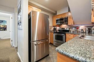 Glacier Lodge 309 by Outpost Whistler - 9