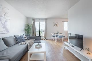 1BR Downtown MTL - Walk to Old Port - 0