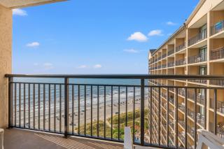 Relax and Save, Charming Coastal Retreat for 4, with Ocean views! - 5