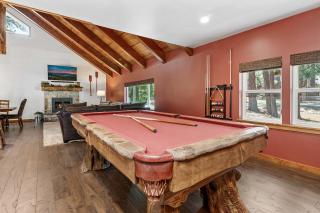 108 - Rustic Ridge Manor - Big Bear Getaway - 1