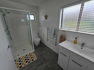 Hosts on the Coast Dinah & Una's Place - 3