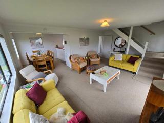 Hosts on the Coast Dinah & Una's Place - 7