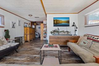 086 - The Village Cottage Oasis - Big Bear Getaway - 4