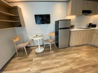 Maho Escape- with Pool and Gym, Lagoon view, walk to Maho Beach and Mullet Bay, walk to dinning - 4