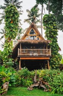 Batu Kayu Medewi - 2