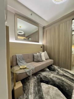 Stans Haven by AC FAME RES B04-2128 - 3