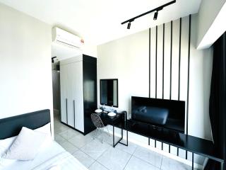 The AKSON Suites near TRX with Rooftop Pool in KL - 3