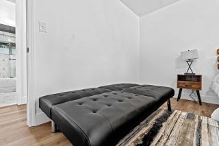 Cambridge Corner - Gateway to Sequoia Ntl Park - 3