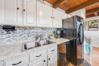 Kihei Alii Kai C405 · KAK C405 Updated 2BD Condo Across Beach w - 7